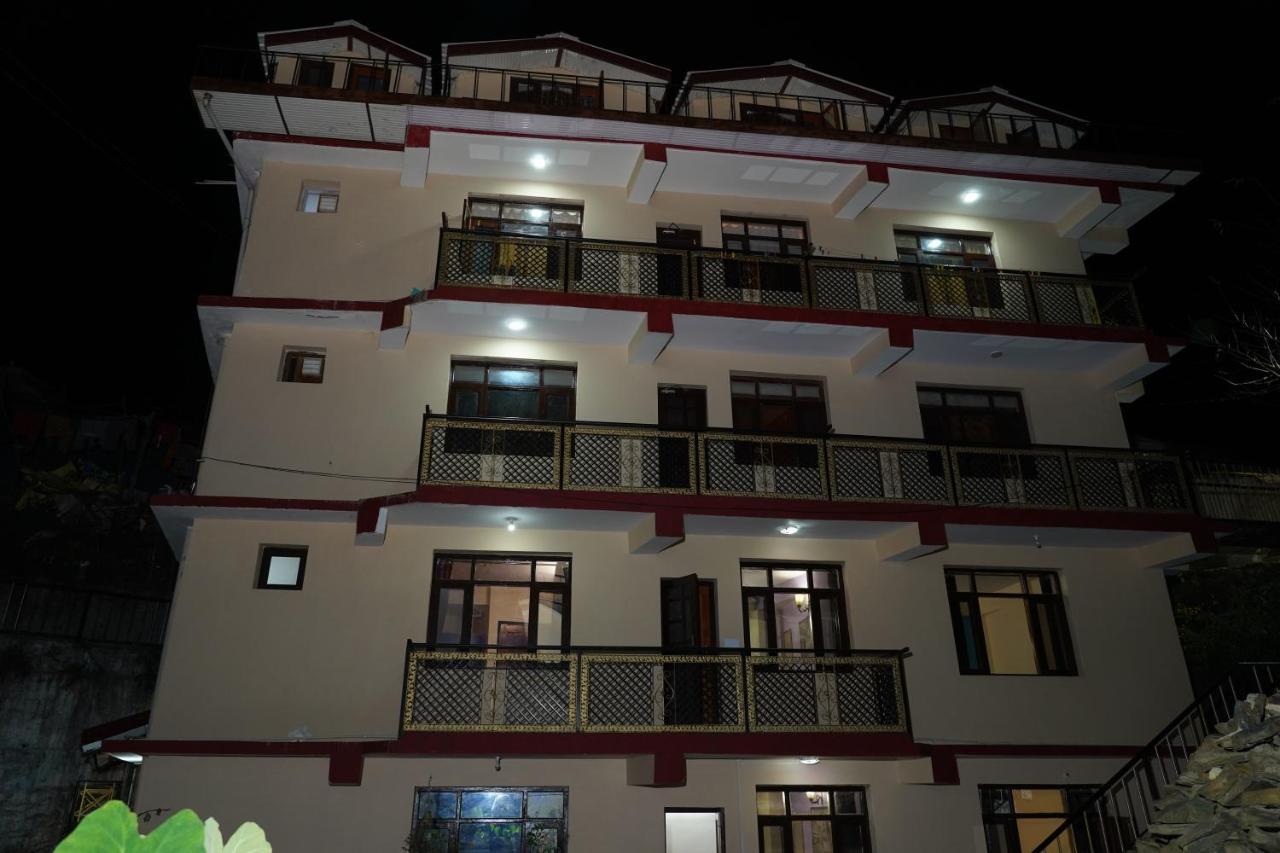 Shimla Pines Homestay Екстериор снимка